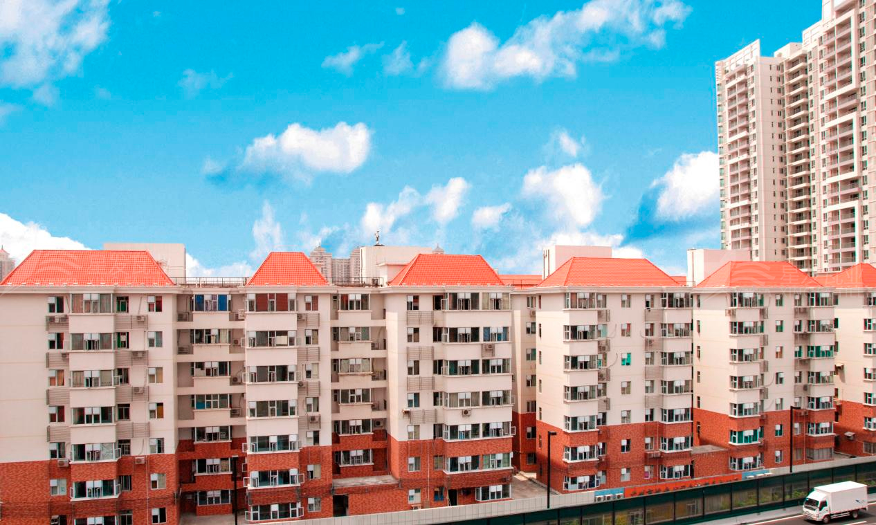 ASA合成樹(shù)脂瓦推動(dòng)屋面瓦行業(yè)進(jìn)入綠色環(huán)保、低碳節(jié)能的新里程！