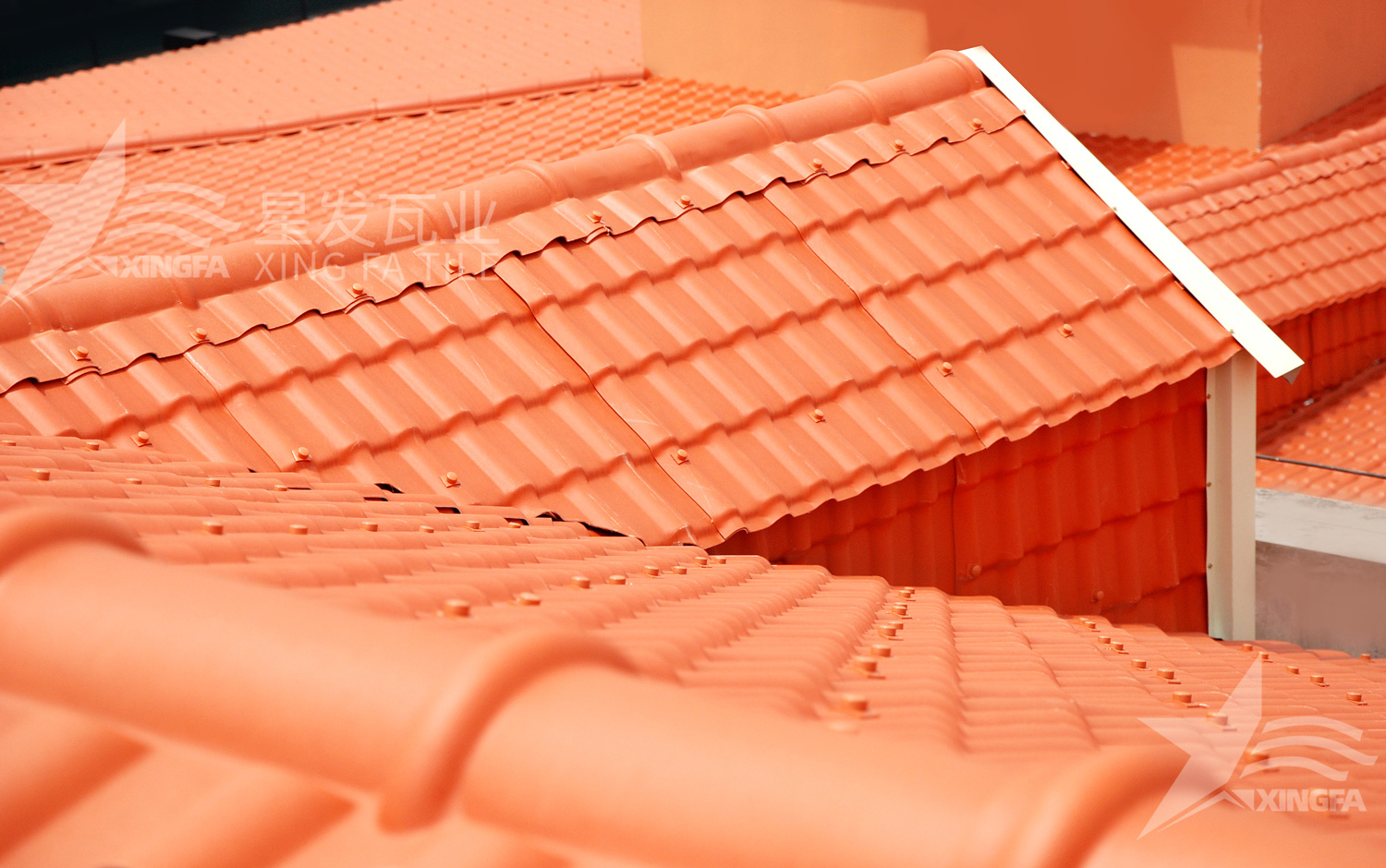 合成樹脂瓦規(guī)格詳解，解決選購(gòu)難題