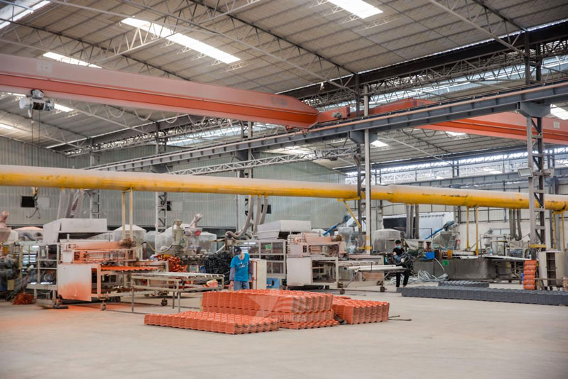 回收料樹(shù)脂瓦的危害，為保障樹(shù)脂瓦的使用壽命拒絕使用回收料樹(shù)脂瓦