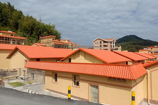 農(nóng)村建房選擇樹脂瓦，到底有什么好處？