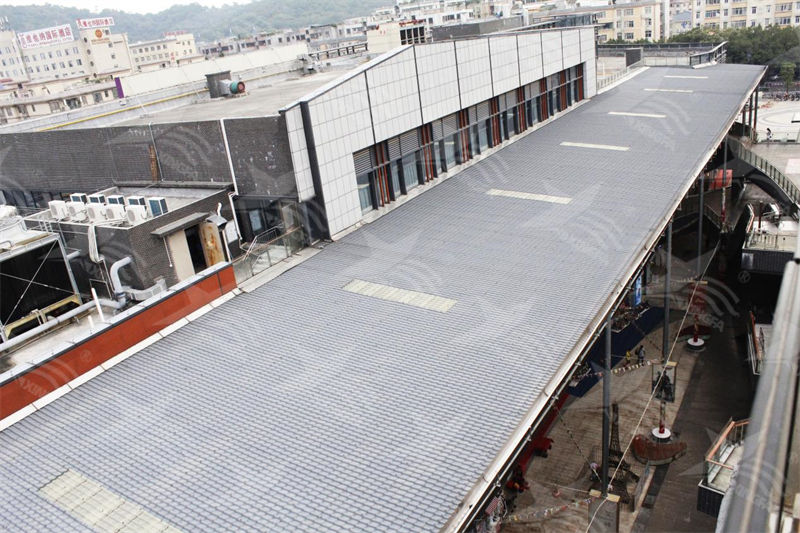 蓋工業(yè)廠房必看！彩鋼瓦vs.樹脂瓦，哪個更耐用？